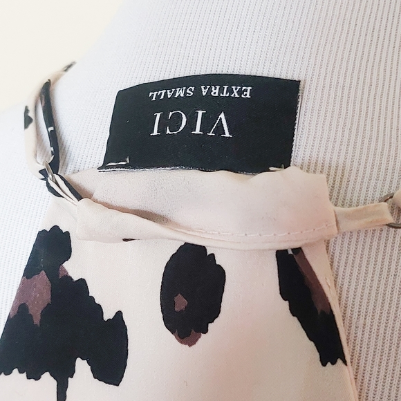 Vici Animal Print Leopard Racerback Flowy Fashion Tank Top Blouse - Picture 8 of 10